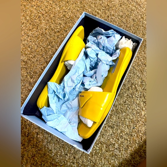 Prada sandals in the color yellow size US 8 (UK 39) - Picture 2 of 4